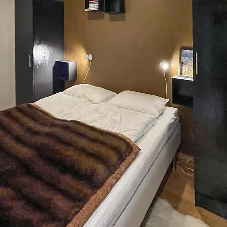 Amazing In With Sauna דירה טריסיל
